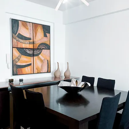 Ikarus リマソール